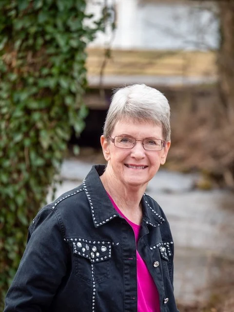 Emily Mims Author Photo